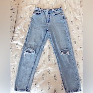 Wild Fable Womens High Rise Mom Jeans. size 6.